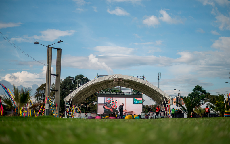escenario al aire libre