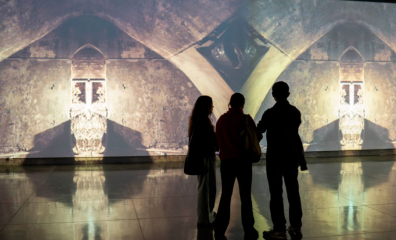 Recorrido multisensorial por la exposición 'Katabasis'