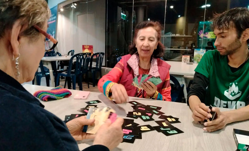 Tarde de juegos de mesa