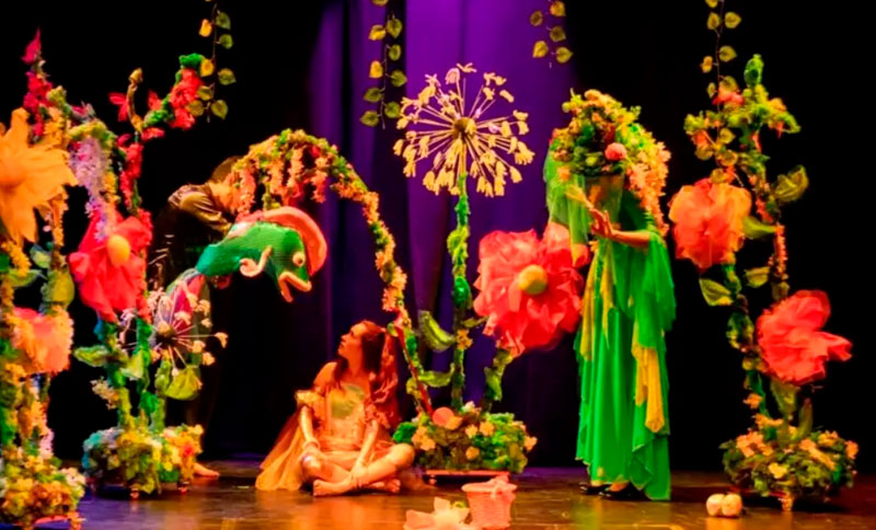 Obra: ‘El laberinto de cristal’ – Eclipsa Teatro