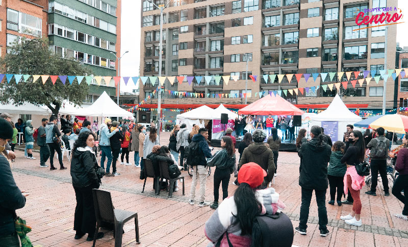 Feria en el Parque de los Hippies