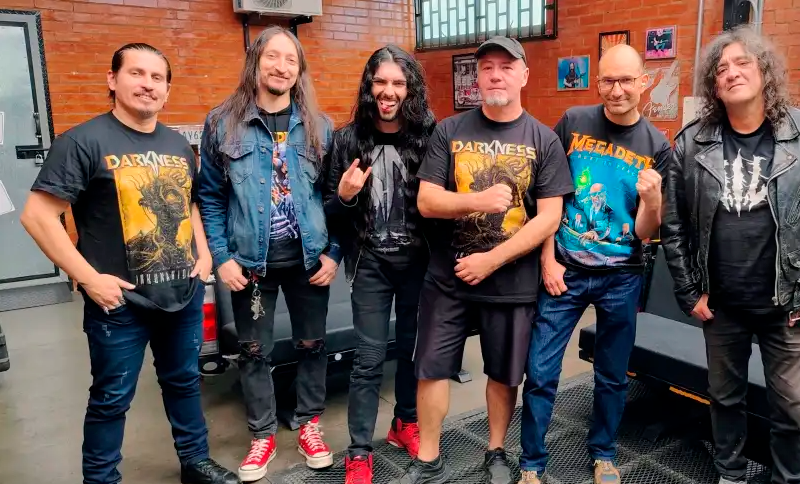 ¡Prepárate para el rugido del metal! 