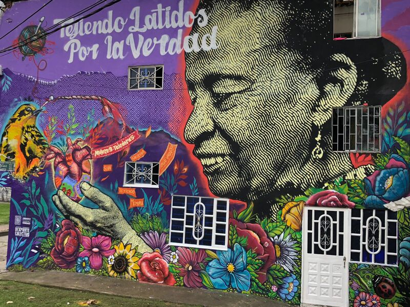 Mural Marina Costurero Suba