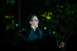 público  en la biblioteca virgilio barco