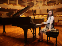 Paula Sanabria pianista