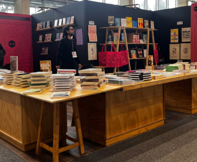 Stand de Rey Naranjo en la FILBo 2025