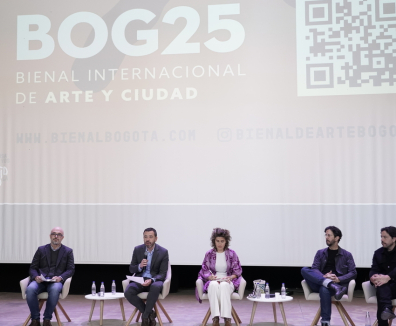 Foto de rueda de prensa de BOG25 Bienal de arte