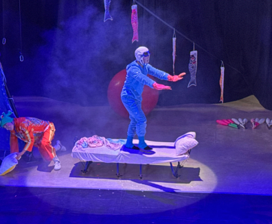 Fotografía de una presentación de circo en el Centro Felicidad Chapinero