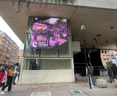 Fotografía de la fachada del Centro Felicidad Chapinero