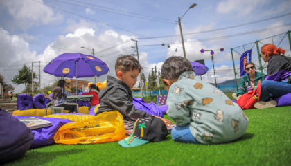Niños en un parque