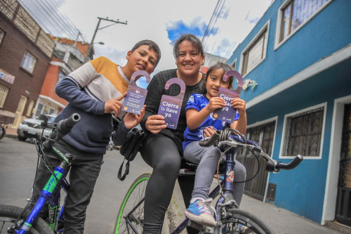 Mujer e hijos
