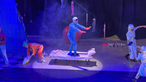 Fotografía de una presentación de circo en el Centro Felicidad Chapinero