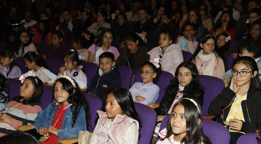 Niños en teatro