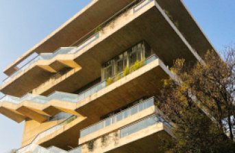 Fotgorafía del edificio del Centro Felicidad Chapinero