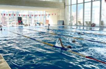 Fotografía de la piscina semiolimpica del Centro Felicidad Chapinero