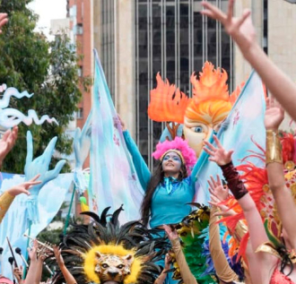 El Desfile de Comparsas del cumpleaños de Bogotá rendirá homenaje a las víctimas del terremoto